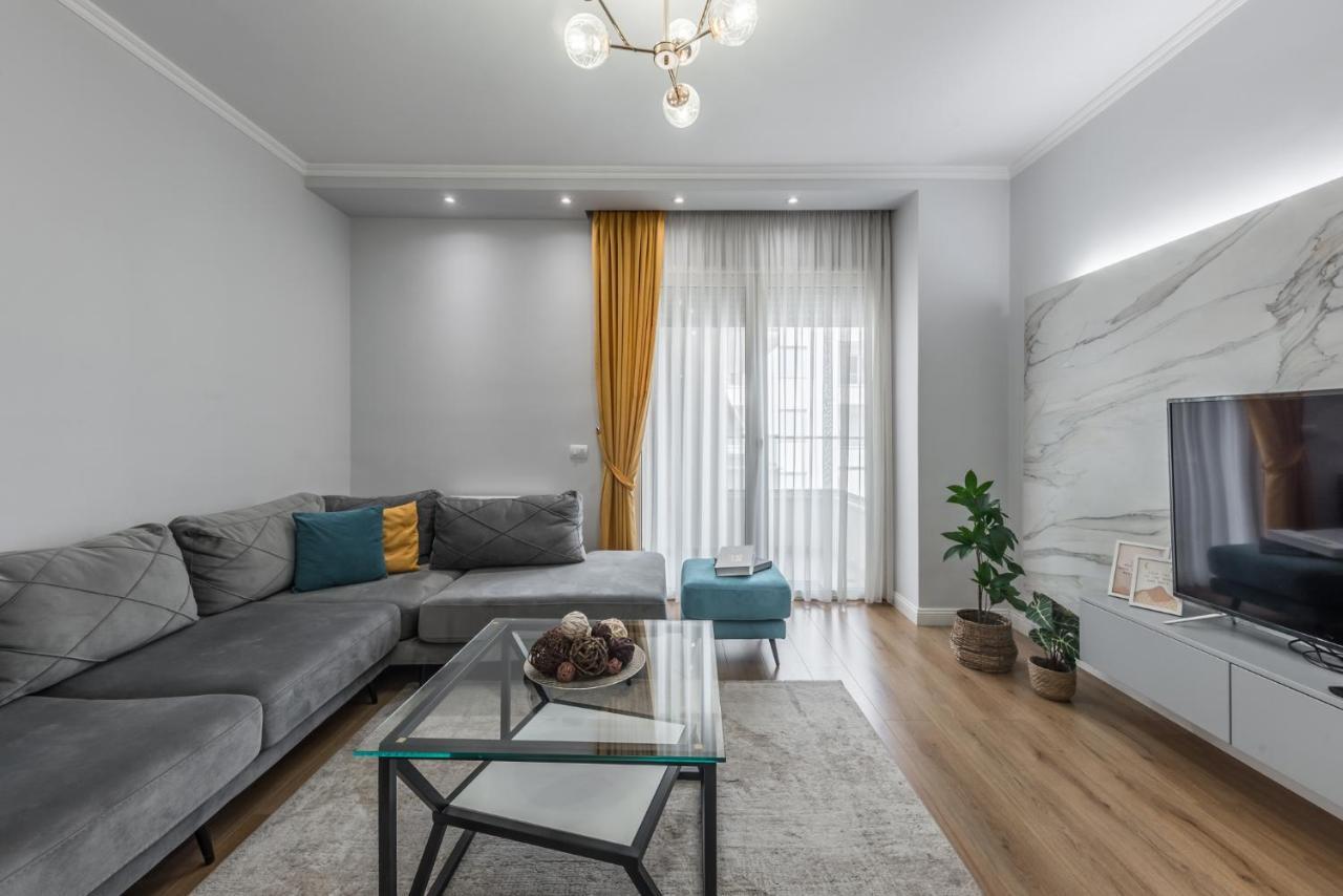 Luxurious Modern * Durrës
